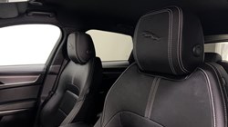 2022 (22) JAGUAR F-PACE 3.0 D300 R-Dynamic SE 5dr Auto AWD 5092594