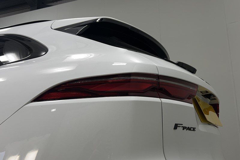 2022 (22) JAGUAR F-PACE 3.0 D300 R-Dynamic SE 5dr Auto AWD 5092600