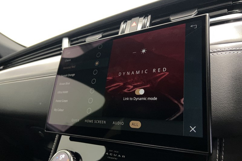 2022 (22) JAGUAR F-PACE 3.0 D300 R-Dynamic SE 5dr Auto AWD 5092591