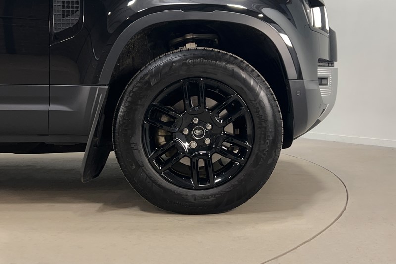 2025 (25) LAND ROVER COMMERCIAL DEFENDER 3.0 D250 Hard Top S Auto [3 Seat] 5092465