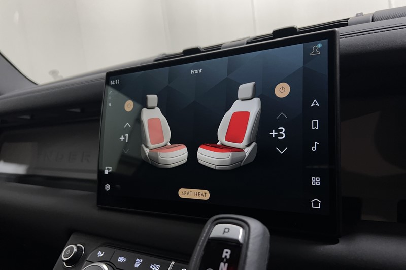 2025 (25) LAND ROVER COMMERCIAL DEFENDER 3.0 D250 Hard Top S Auto [3 Seat] 5092503