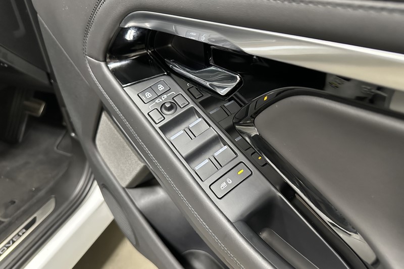 2023 (23) LAND ROVER RANGE ROVER EVOQUE 1.5 P300e Autobiography 5dr Auto 5116516