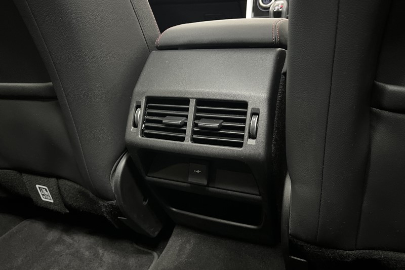 2022 (22) LAND ROVER DISCOVERY SPORT 1.5 P300e R-Dynamic SE 5dr Auto [5 Seat] 5145834