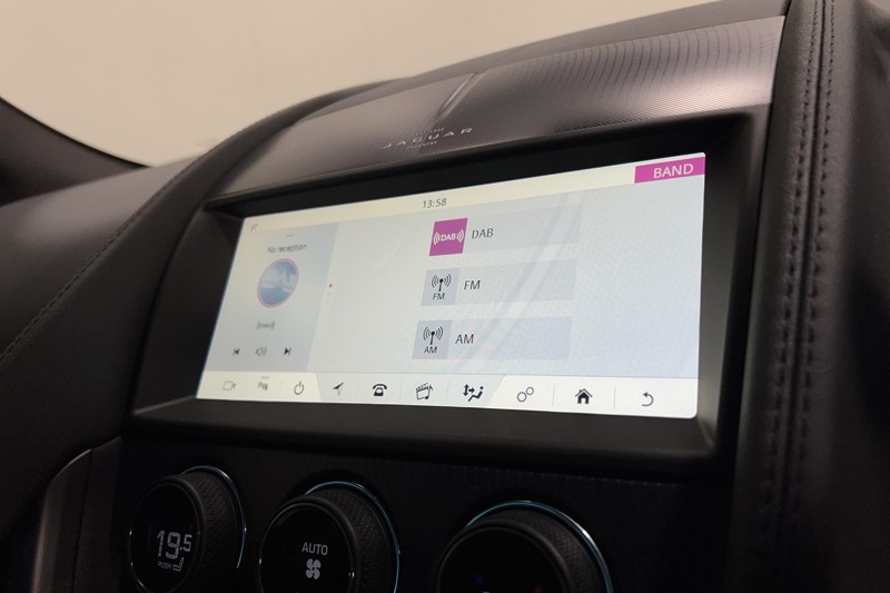 2023 (23) JAGUAR F-TYPE 2.0 P300 R-Dynamic 2dr Auto 5104921