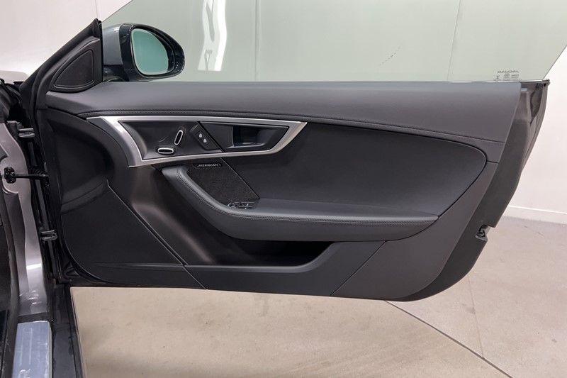 2023 (23) JAGUAR F-TYPE 2.0 P300 R-Dynamic 2dr Auto 5104905