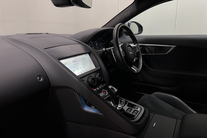 2023 (23) JAGUAR F-TYPE 2.0 P300 R-Dynamic 2dr Auto 5104928