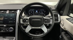 2021 (21) LAND ROVER DISCOVERY 3.0 D300 R-Dynamic HSE 5dr Auto 5815286