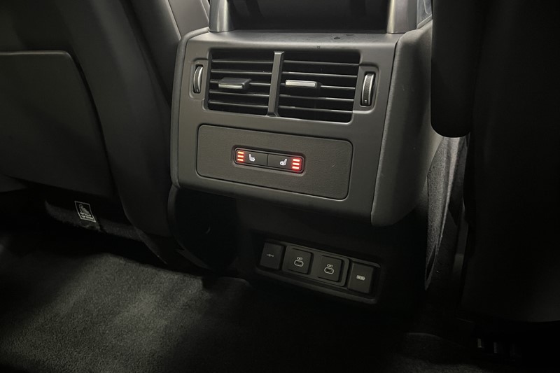2021 (21) LAND ROVER DISCOVERY 3.0 D300 R-Dynamic HSE 5dr Auto 5815284