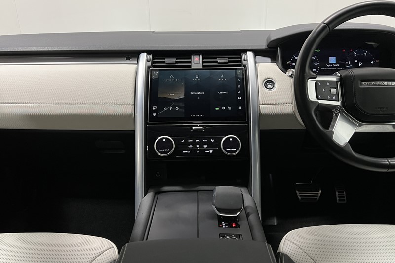 2021 (21) LAND ROVER DISCOVERY 3.0 D300 R-Dynamic HSE 5dr Auto 5815285