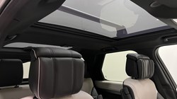 2021 (21) LAND ROVER DISCOVERY 3.0 D300 R-Dynamic HSE 5dr Auto 5815272