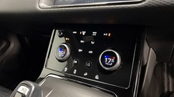 2020 (70) LAND ROVER RANGE ROVER EVOQUE 2.0 D180 R-Dynamic S 5dr Auto 5154214