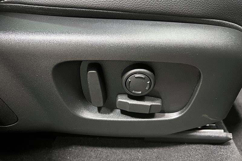 2022 (22) LAND ROVER RANGE ROVER VELAR 2.0 D200 Edition 5dr Auto 5118823