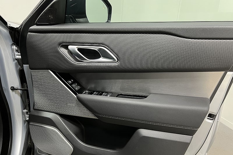 2022 (22) LAND ROVER RANGE ROVER VELAR 2.0 D200 Edition 5dr Auto 5118819