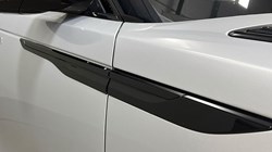 2022 (22) LAND ROVER RANGE ROVER VELAR 2.0 D200 Edition 5dr Auto 5118853