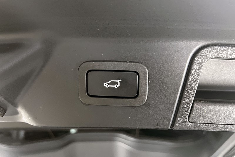 2022 (22) LAND ROVER RANGE ROVER VELAR 2.0 D200 Edition 5dr Auto 5118847