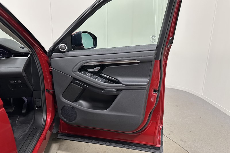 2020 (70) LAND ROVER RANGE ROVER EVOQUE 2.0 D180 SE 5dr Auto 5131818