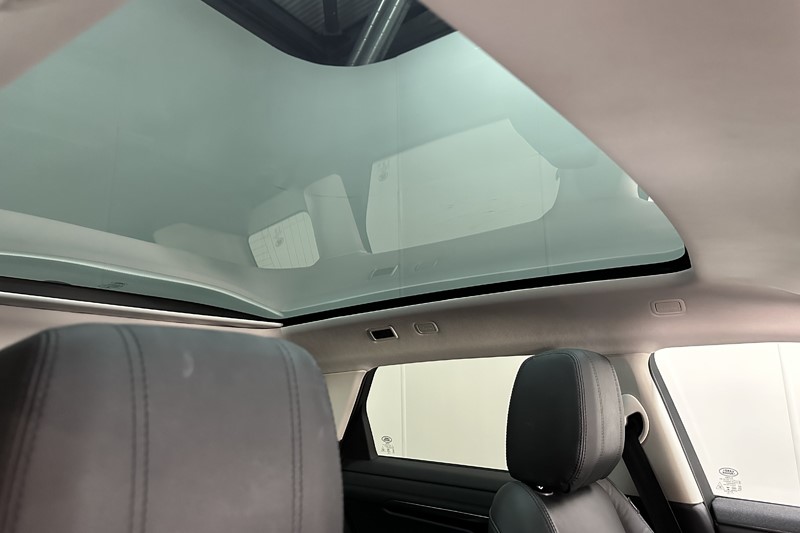 2020 (70) LAND ROVER RANGE ROVER EVOQUE 2.0 D180 SE 5dr Auto 5131827