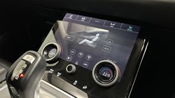 2020 (70) LAND ROVER RANGE ROVER EVOQUE 2.0 D180 SE 5dr Auto 5131840