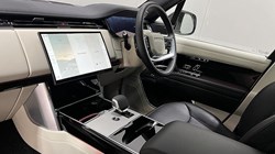 2024 (74) LAND ROVER RANGE ROVER 3.0 D300 SE 4dr Auto 5118941
