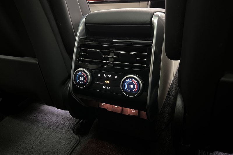 2024 (74) LAND ROVER RANGE ROVER 3.0 D300 SE 4dr Auto 5118918