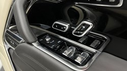 2024 (74) LAND ROVER RANGE ROVER 3.0 D300 SE 4dr Auto 5118920