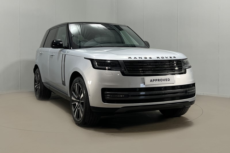 2024 (74) LAND ROVER RANGE ROVER 3.0 D300 SE 4dr Auto