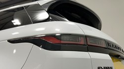 2021 (21) LAND ROVER RANGE ROVER EVOQUE 2.0 D165 R-Dynamic S 5dr Auto 5176555