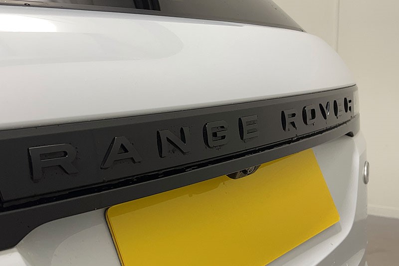 2021 (21) LAND ROVER RANGE ROVER EVOQUE 2.0 D165 R-Dynamic S 5dr Auto 5176558