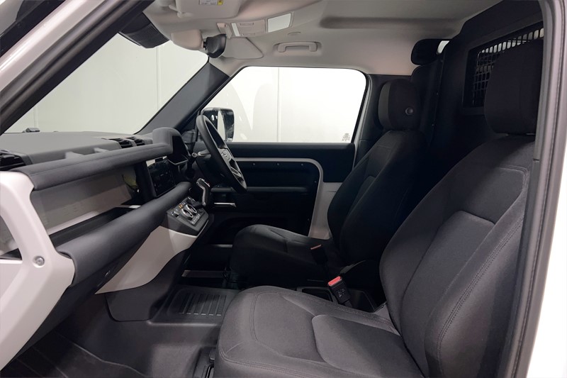 2023 (23) LAND ROVER COMMERCIAL DEFENDER 3.0 D250 Hard Top Auto 5175286