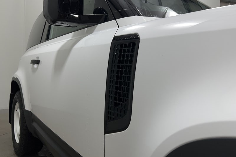 2023 (23) LAND ROVER COMMERCIAL DEFENDER 3.0 D250 Hard Top Auto 5175328