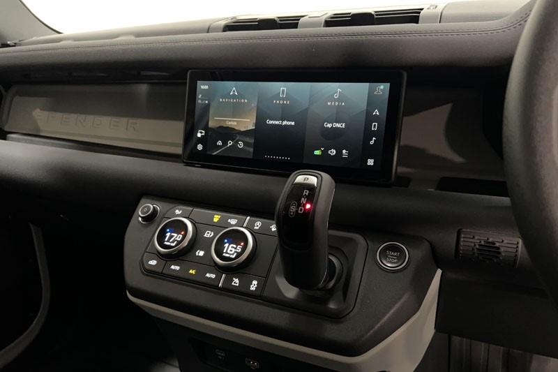 2023 (23) LAND ROVER COMMERCIAL DEFENDER 3.0 D250 Hard Top Auto 5175308