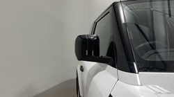 2023 (23) LAND ROVER COMMERCIAL DEFENDER 3.0 D250 Hard Top Auto 5175327