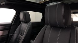 2022 (22) LAND ROVER RANGE ROVER VELAR 2.0 D200 R-Dynamic HSE 5dr Auto 5125055