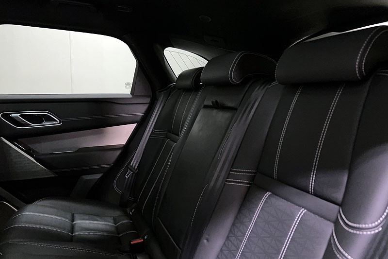 2022 (22) LAND ROVER RANGE ROVER VELAR 2.0 D200 R-Dynamic HSE 5dr Auto 5125057