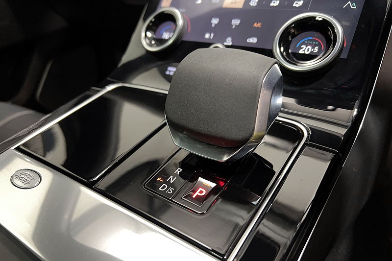 2022 (22) LAND ROVER RANGE ROVER VELAR 2.0 D200 R-Dynamic HSE 5dr Auto 5125039