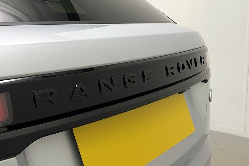 2022 (22) LAND ROVER RANGE ROVER VELAR 2.0 D200 R-Dynamic HSE 5dr Auto 5125066