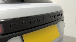 2022 (22) LAND ROVER RANGE ROVER VELAR 2.0 D200 R-Dynamic HSE 5dr Auto 5125066