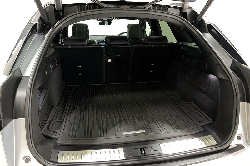 2022 (22) LAND ROVER RANGE ROVER VELAR 2.0 D200 R-Dynamic HSE 5dr Auto 5125062