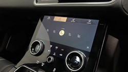 2022 (22) LAND ROVER RANGE ROVER VELAR 2.0 D200 R-Dynamic HSE 5dr Auto 5125043