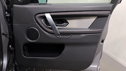 2021 (21) LAND ROVER DISCOVERY SPORT 2.0 D200 R-Dynamic SE 5dr Auto 5123697