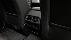 2021 (21) LAND ROVER DISCOVERY SPORT 2.0 D200 R-Dynamic SE 5dr Auto 5123696