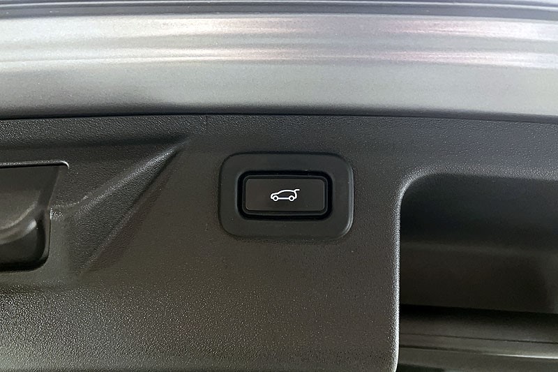 2021 (21) LAND ROVER DISCOVERY SPORT 2.0 D200 R-Dynamic SE 5dr Auto 5123728