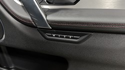 2021 (21) LAND ROVER DISCOVERY SPORT 2.0 D200 R-Dynamic SE 5dr Auto 5123698