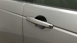 2021 (21) LAND ROVER DISCOVERY SPORT 2.0 D200 R-Dynamic SE 5dr Auto 5123734