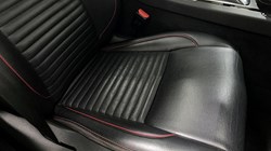 2021 (21) LAND ROVER DISCOVERY SPORT 2.0 D200 R-Dynamic SE 5dr Auto 5123702