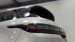 2019 (69) LAND ROVER RANGE ROVER EVOQUE 2.0 D180 SE 5dr Auto 5187557