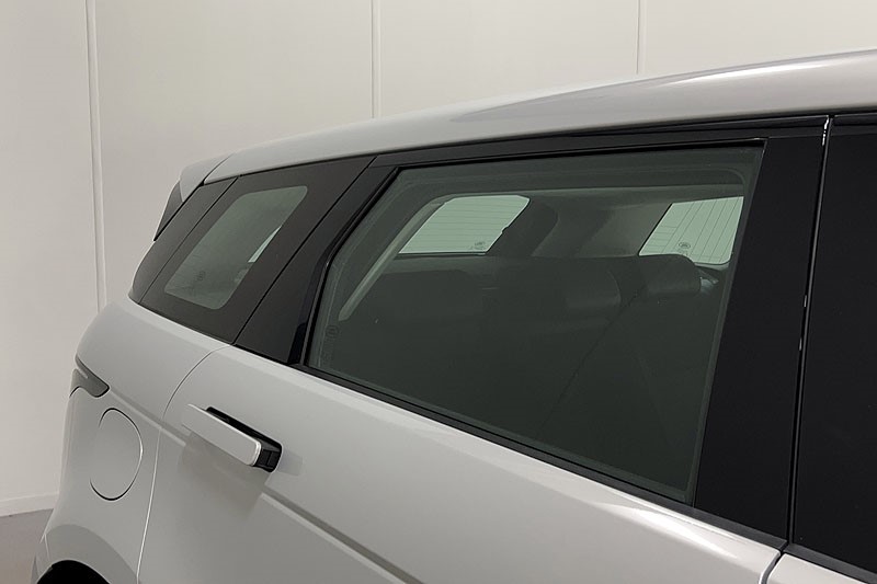 2019 (69) LAND ROVER RANGE ROVER EVOQUE 2.0 D180 SE 5dr Auto 5187561