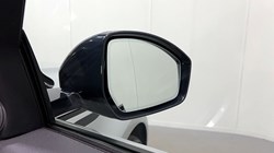 2019 (69) LAND ROVER RANGE ROVER EVOQUE 2.0 D180 SE 5dr Auto 5187527