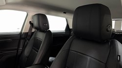 2019 (69) LAND ROVER RANGE ROVER EVOQUE 2.0 D180 SE 5dr Auto 5187547