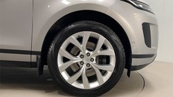 2019 (69) LAND ROVER RANGE ROVER EVOQUE 2.0 D180 SE 5dr Auto 5187519